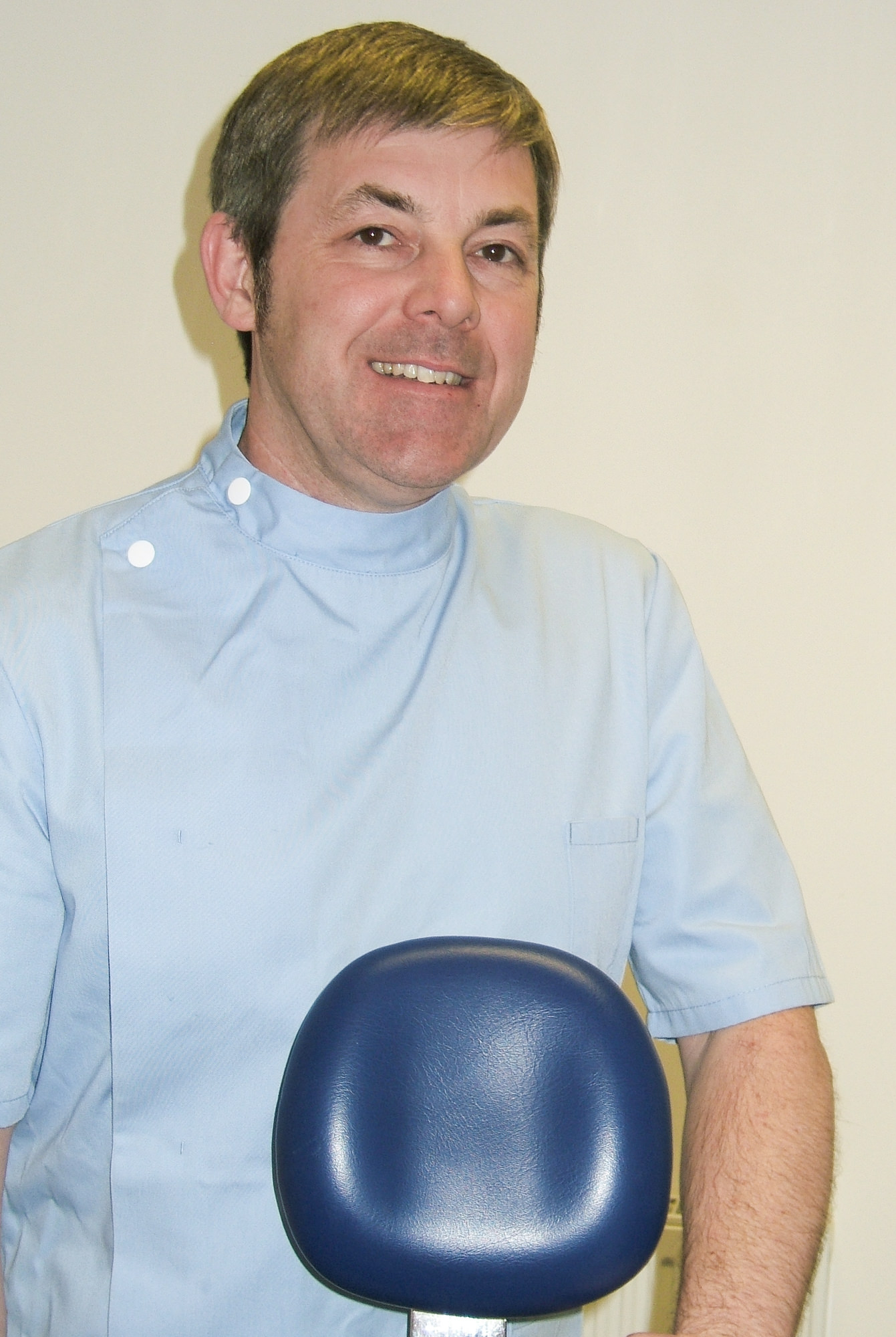 clinical denture technician richard lewis